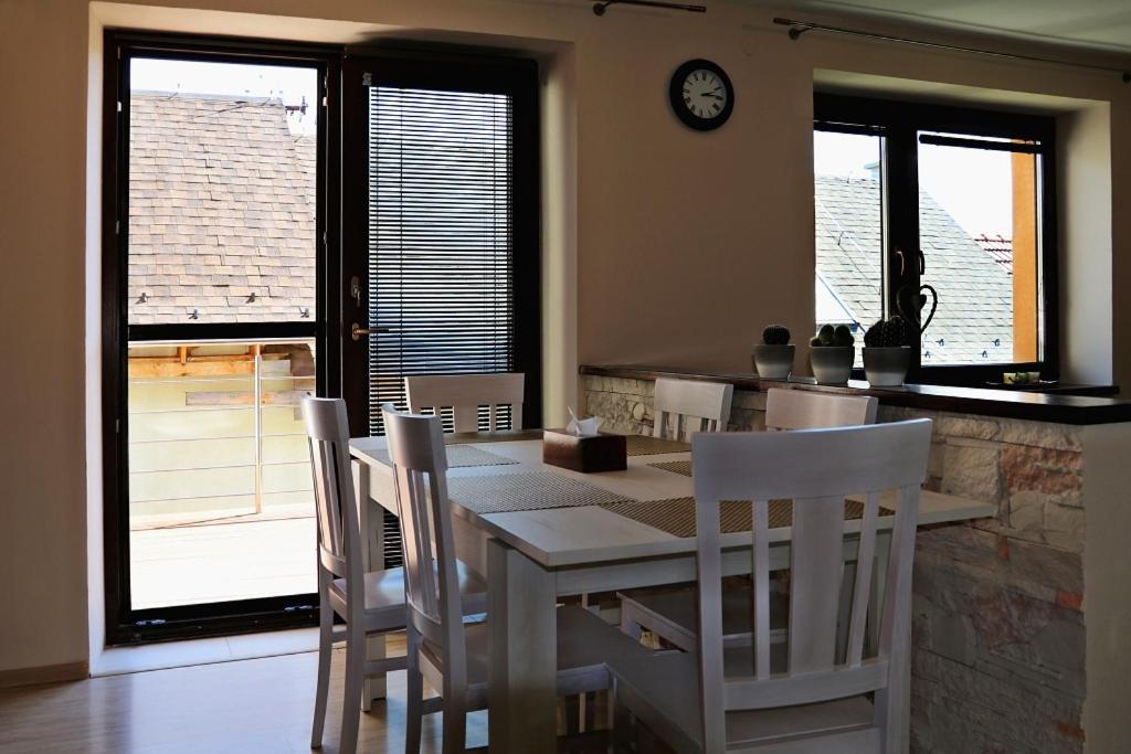 Apartman Silvia Прибилина Екстериор снимка